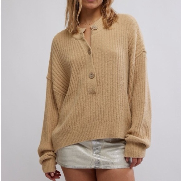 Free People Sweaters - Free People Cocoa Henley Pullover Button Sugar Cookie Sweater Size Medium